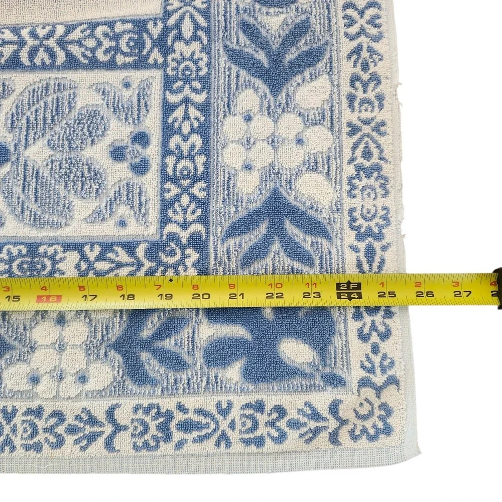 Vintage Stevens Utica Bath Towel Blue White Floral Sculpted Cotton USA 60s